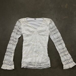 White Lace Long Sleeve Top
